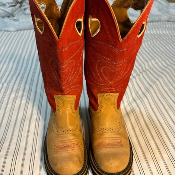 Ariat Cowgirl Boots Size 7 B Leather Red with Heart Shaped Holes - Picture 2 of 10